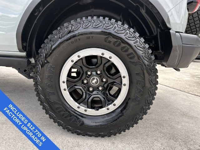 Used 2023 Ford Bronco Badlands AWD/4WD image 11