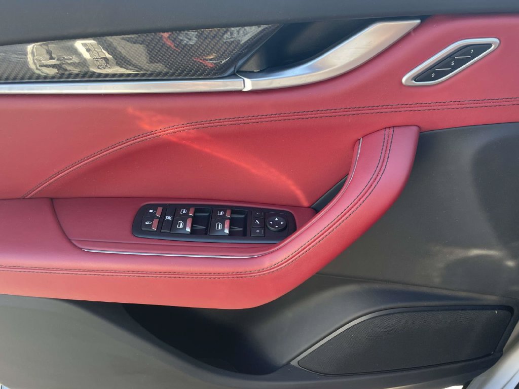 Used 2017 Maserati Levante w/ Sport Package AWD/4WD image 24