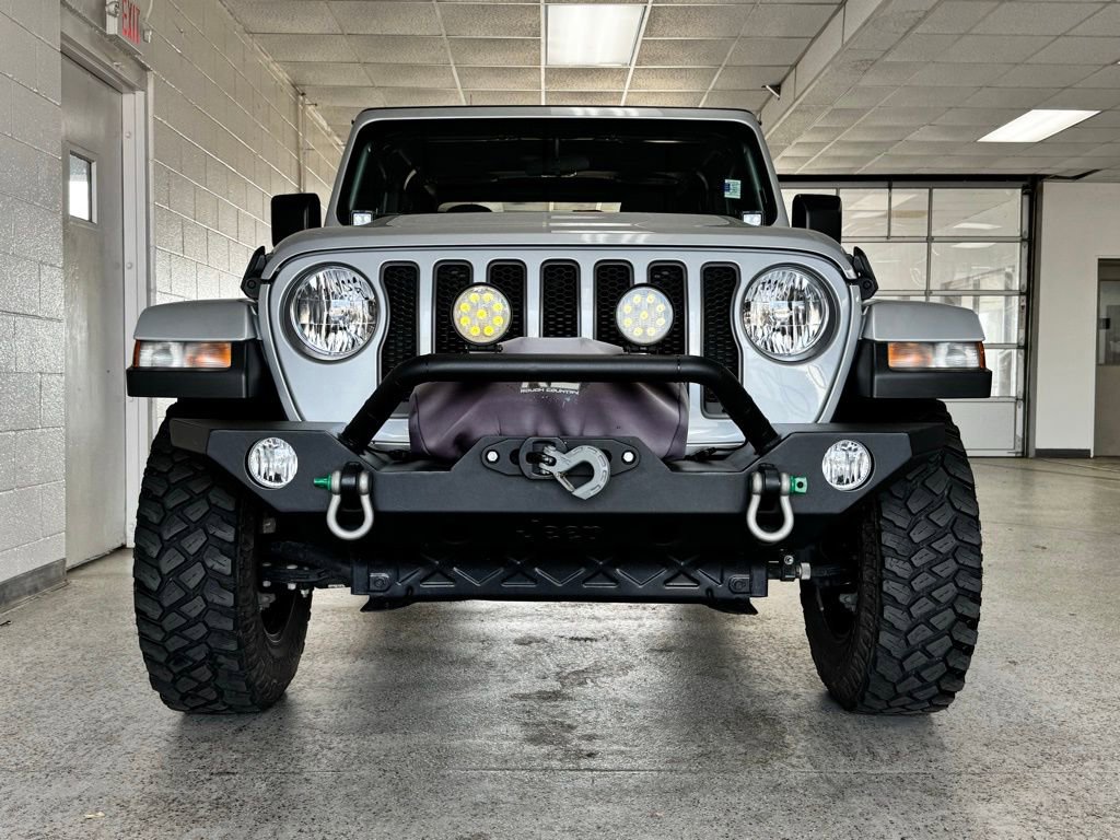 Certified 2023 Jeep Gladiator Willys image 4