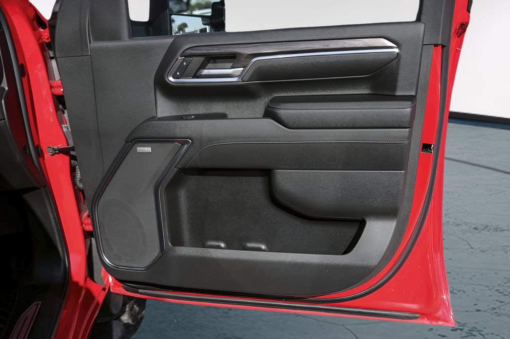 Used 2024 Chevrolet Silverado 3500 LTZ w/ LTZ Convenience Package AWD/4WD image 31