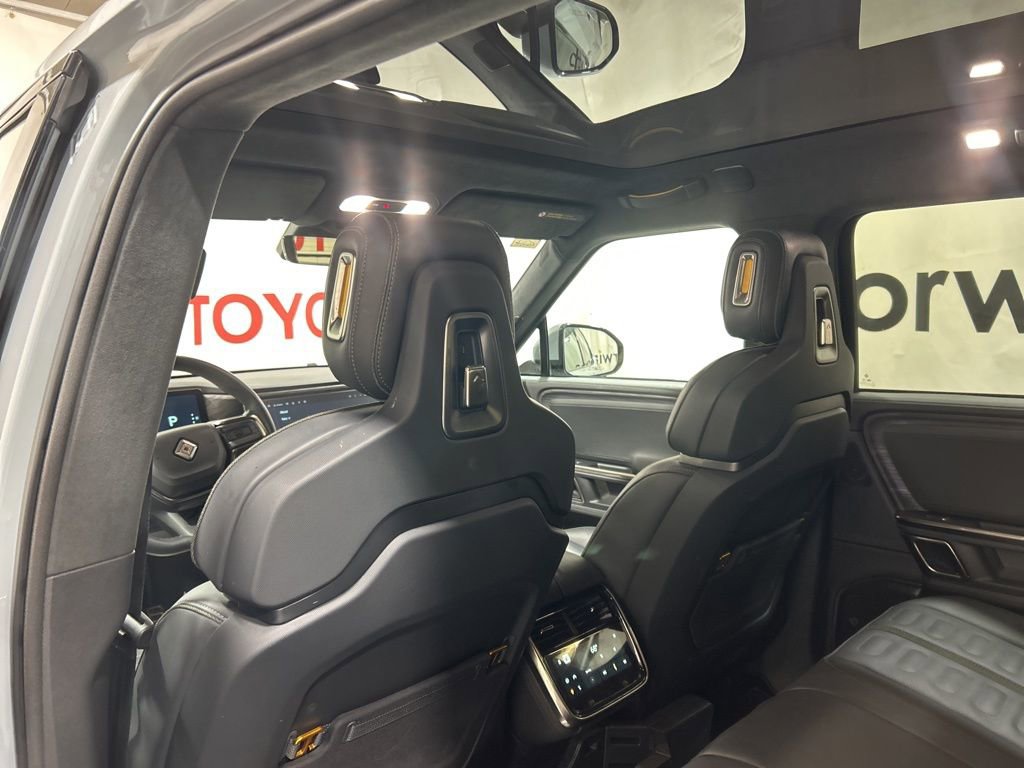 Used 2023 Rivian R1T Adventure image 19