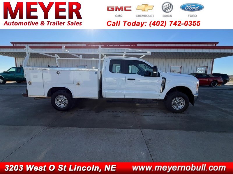 Used 2023 Ford F250 XL w/ XL Chrome Package image 1