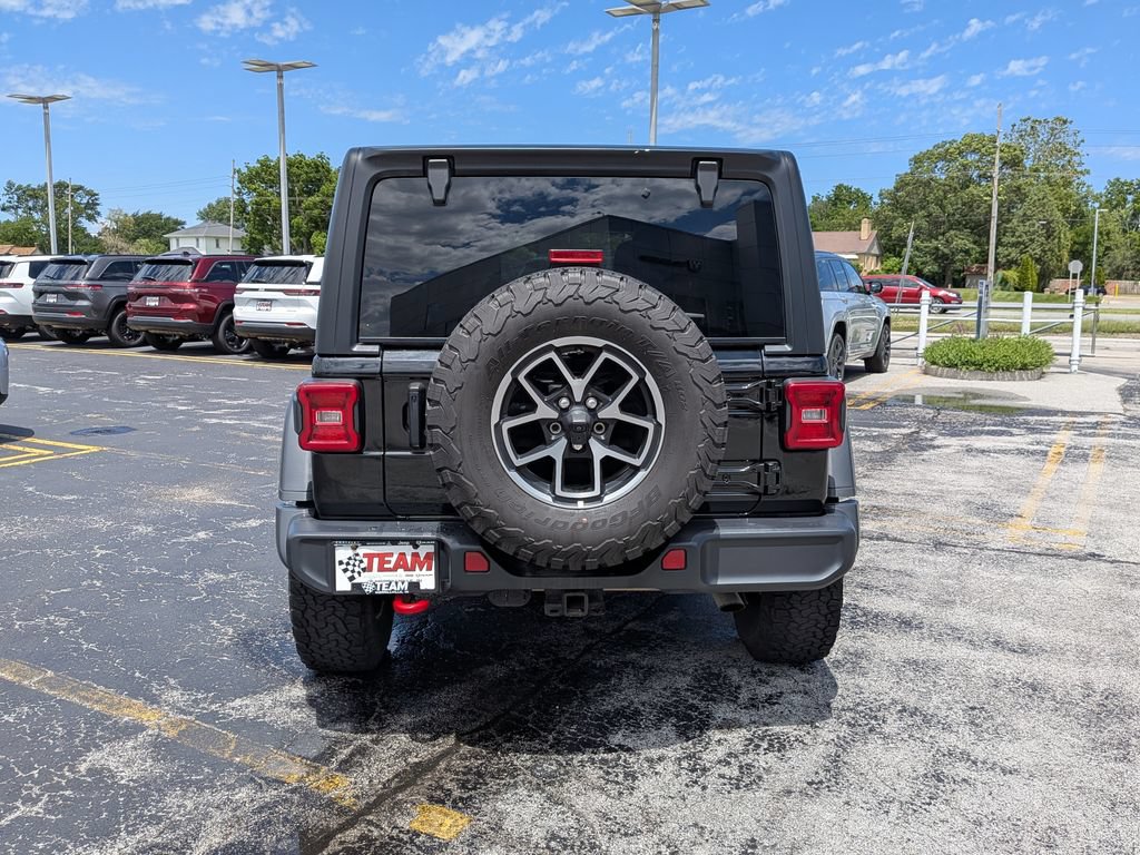 Used 2024 Jeep Wrangler Unlimited Rubicon AWD/4WD image 7