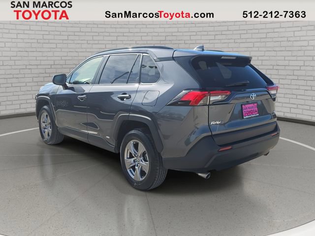 Used 2025 Toyota RAV4 LE image 7
