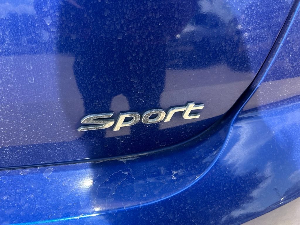 Used 2020 Hyundai Elantra Sport w/ Premium Package 02 FWD image 10