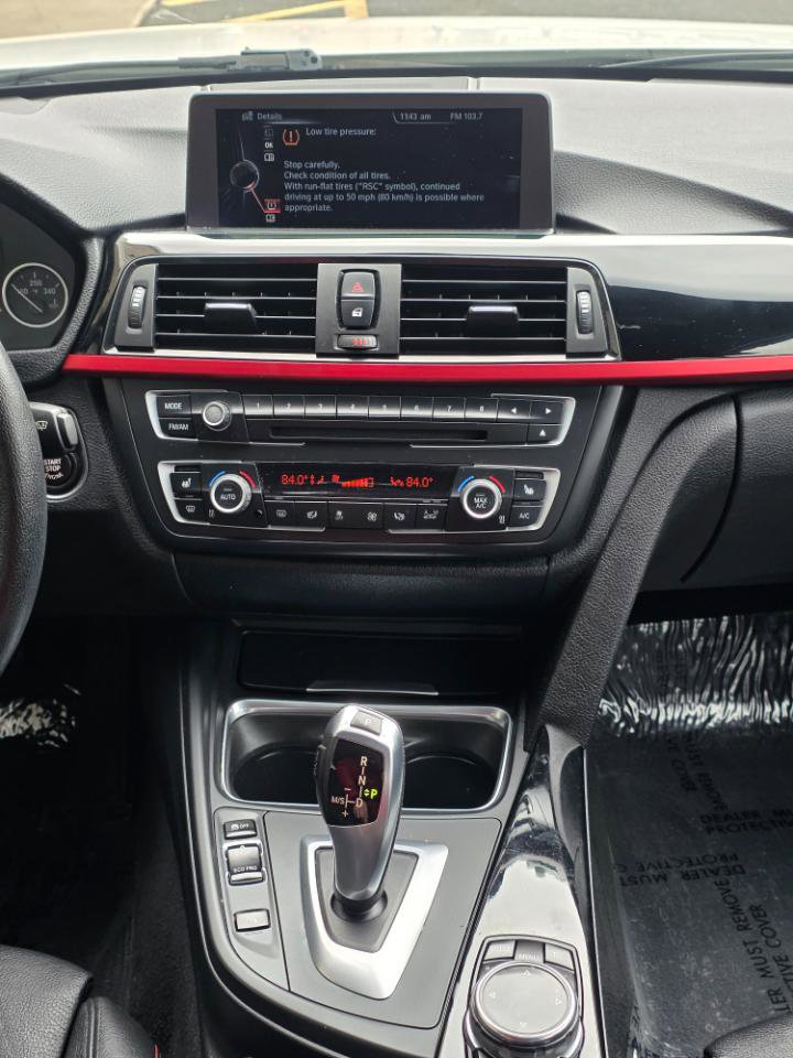 Used 2014 BMW 328i xDrive Sedan AWD/4WD image 17