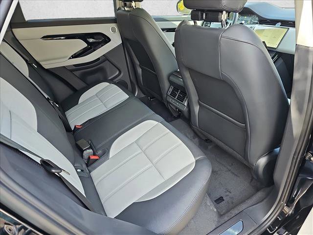 Certified 2025 Land Rover Range Rover Evoque Dynamic SE image 6