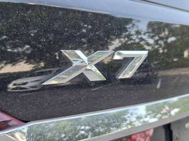 Used 2021 BMW X7 xDrive40i w/ Premium Package AWD/4WD image 10