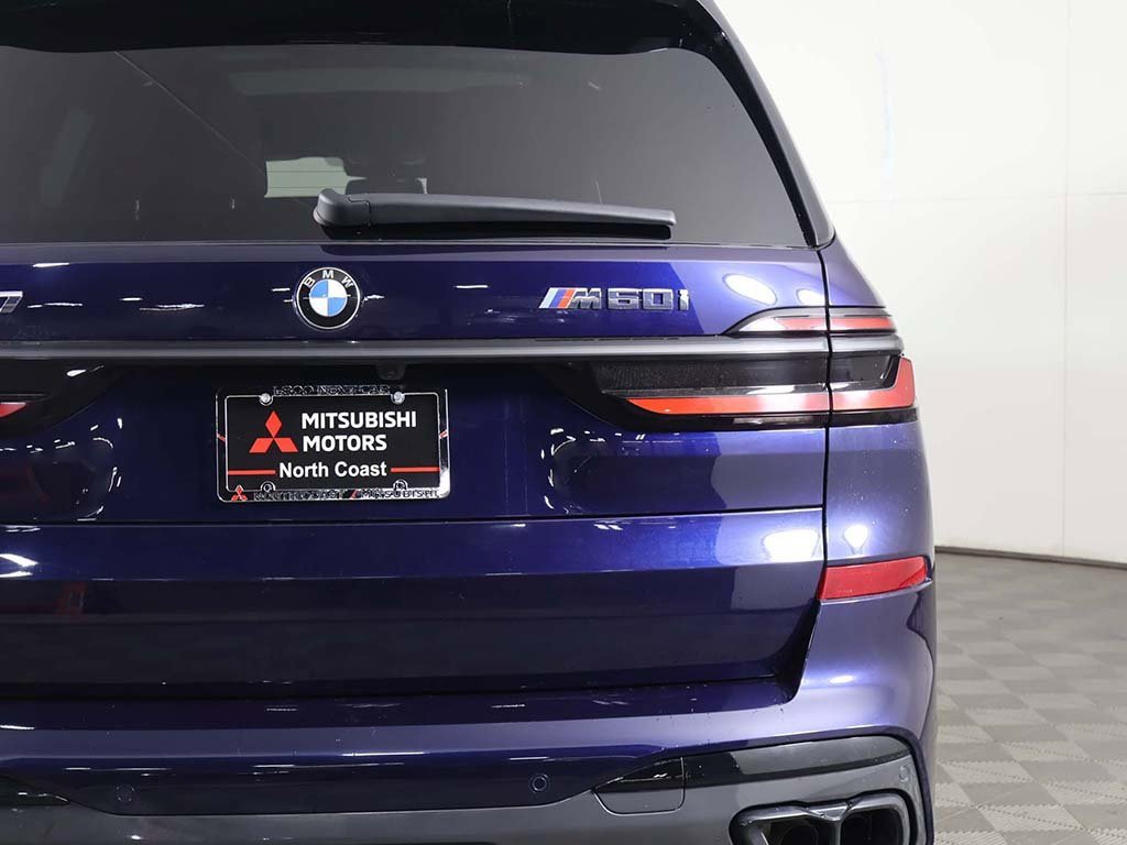 Used 2024 BMW X7 M60i image 19