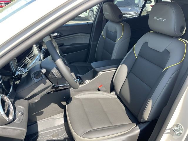 New 2026 Chevrolet Trax ACTIV w/ Sunroof Package FWD image 11