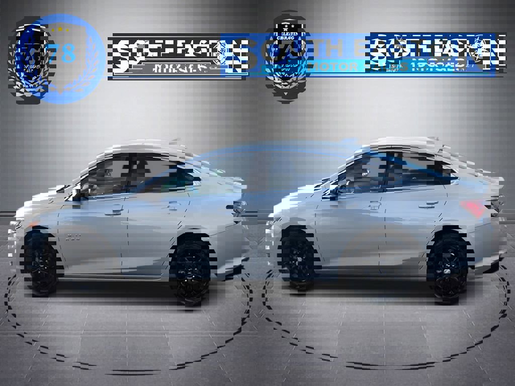 Used 2022 Chevrolet Malibu LT image 8