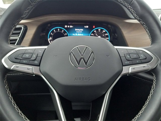 Used 2025 Volkswagen Atlas SE image 20