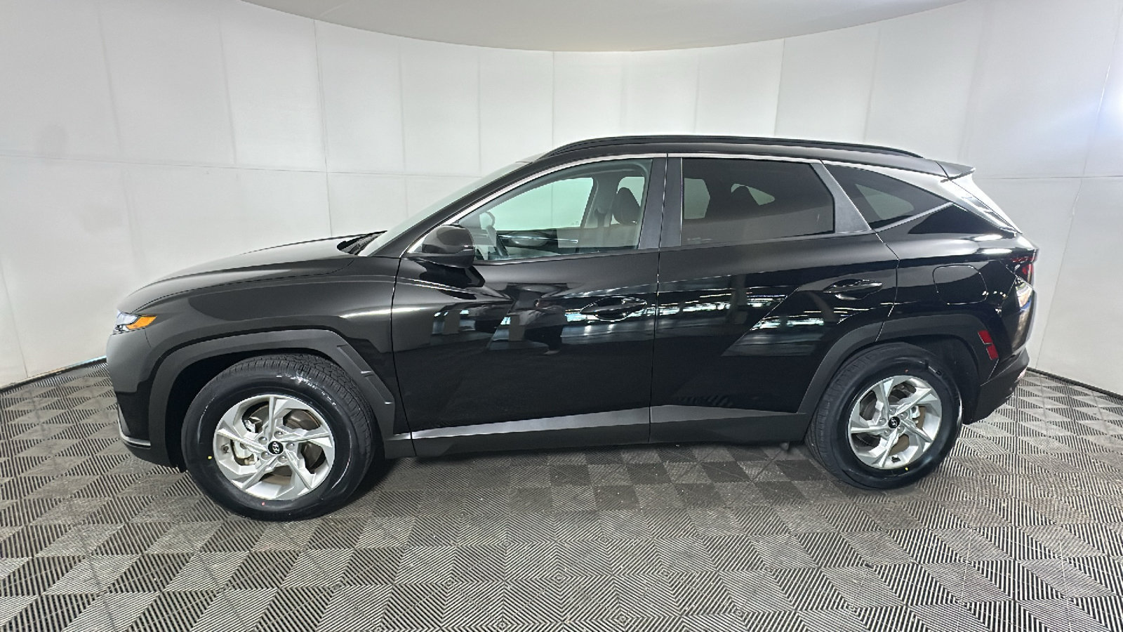 Certified 2024 Hyundai Tucson SEL FWD image 7
