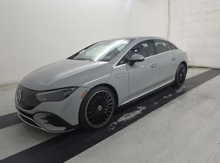 Used 2023 Mercedes-Benz EQE 500 4MATIC Sedan image 3