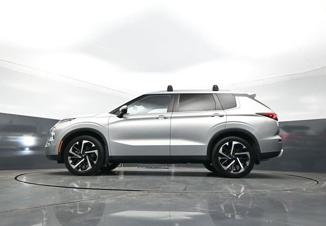 Used 2022 Mitsubishi Outlander SE AWD/4WD image 25