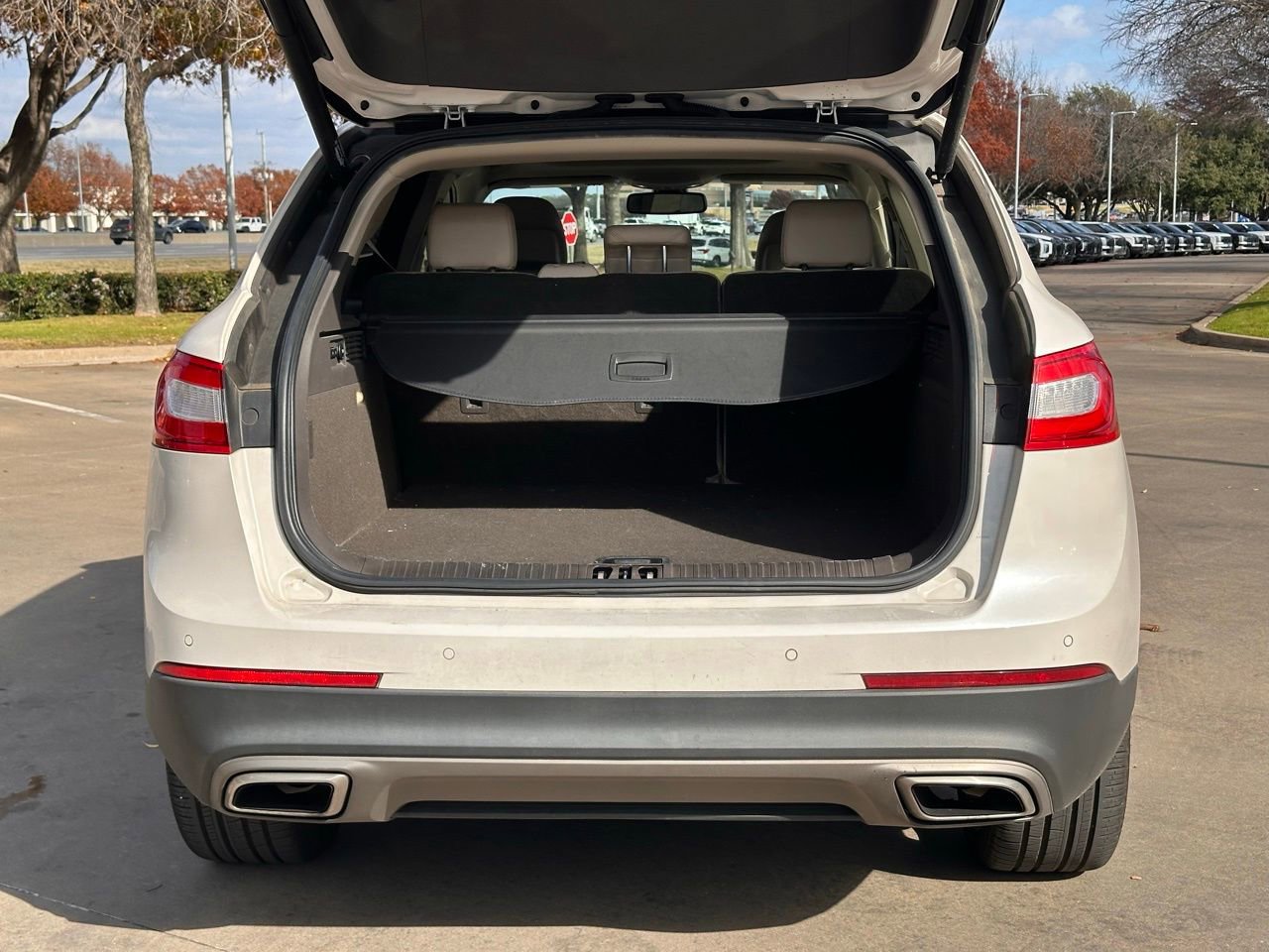 Used 2016 Lincoln MKX Reserve w/ Climate Package image 14