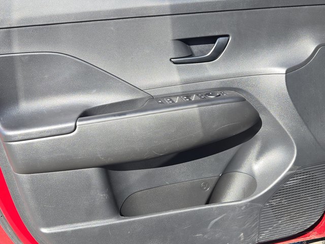 Used 2025 Hyundai Kona SEL FWD image 12