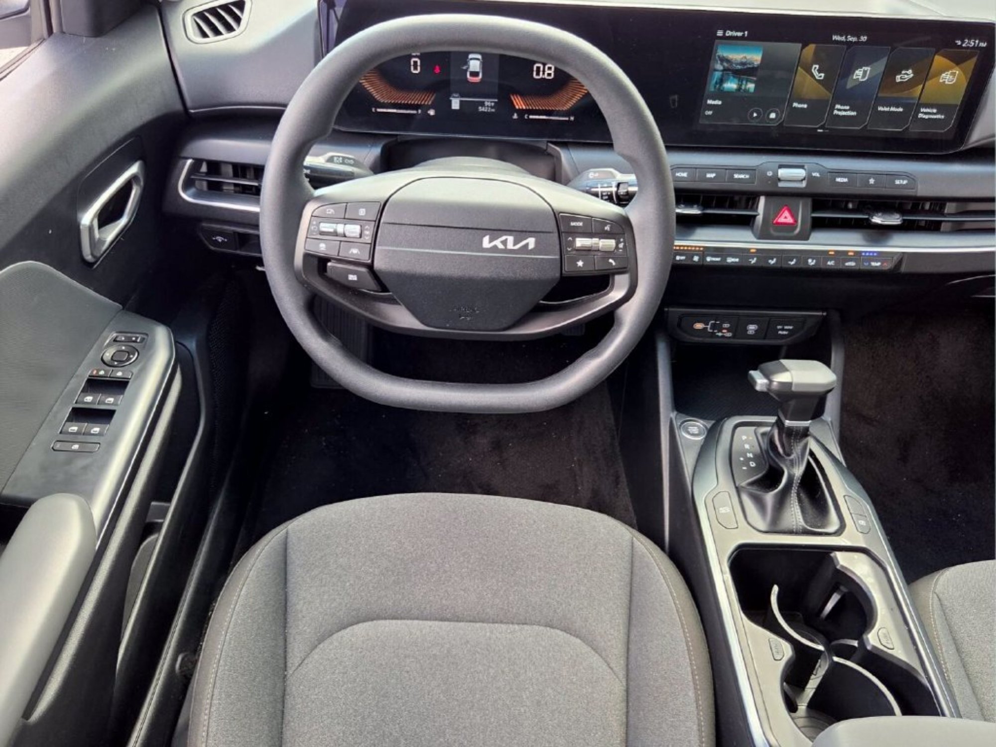 New 2025 Kia K4 FWD image 14
