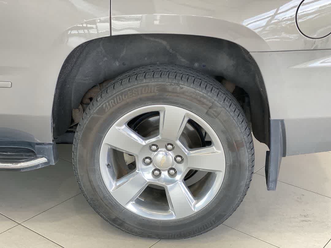 Used 2019 Chevrolet Tahoe Premier w/ Max Trailering Package AWD/4WD image 13