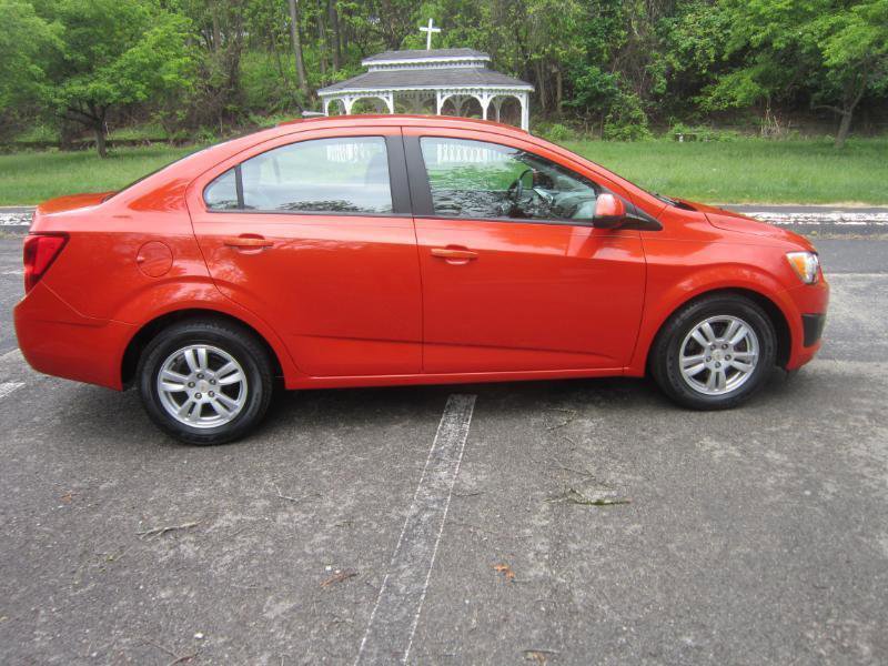 Used 2012 Chevrolet Sonic LS FWD image 25