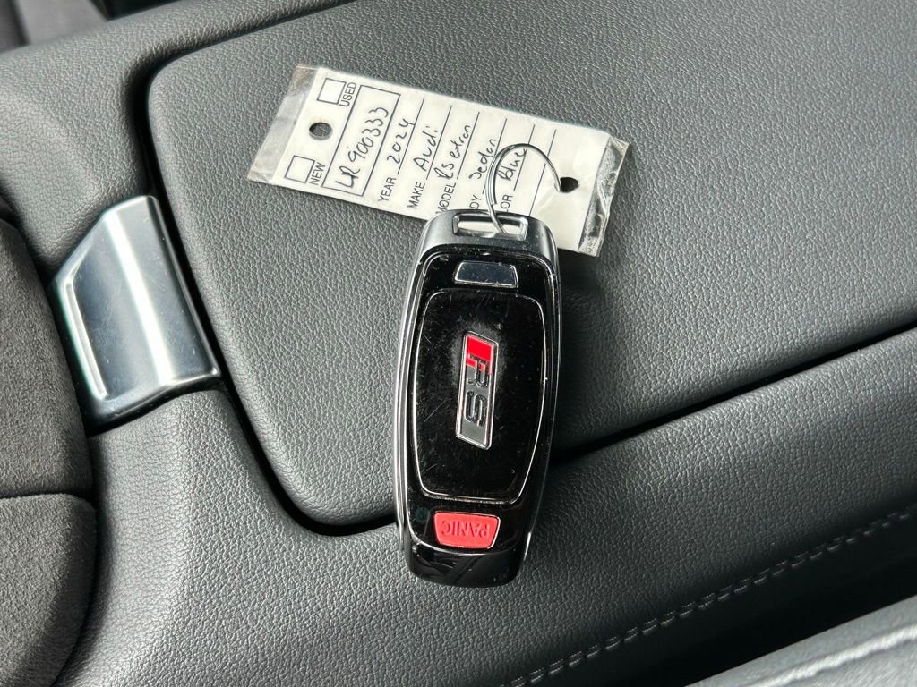 Used 2024 Audi RS e-tron GT w/ Carbon Performance Package image 79