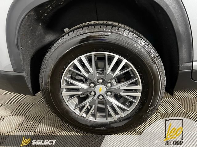 Used 2026 Chevrolet Traverse LT w/ Driver Confidence Package AWD/4WD image 22