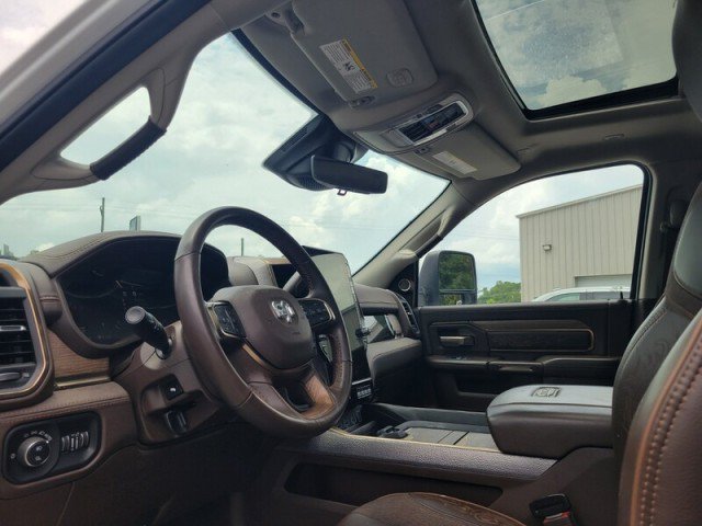Used 2025 RAM 2500 Limited AWD/4WD image 11