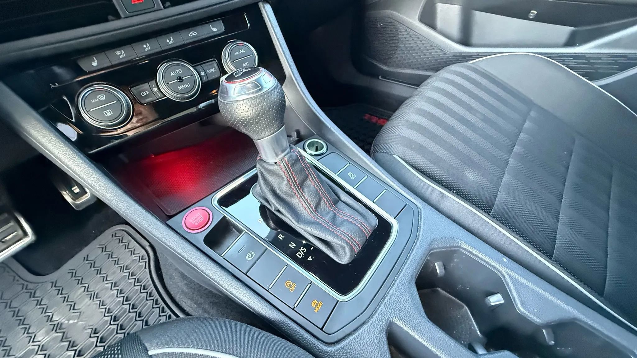 Used 2021 Volkswagen Jetta GLI image 21