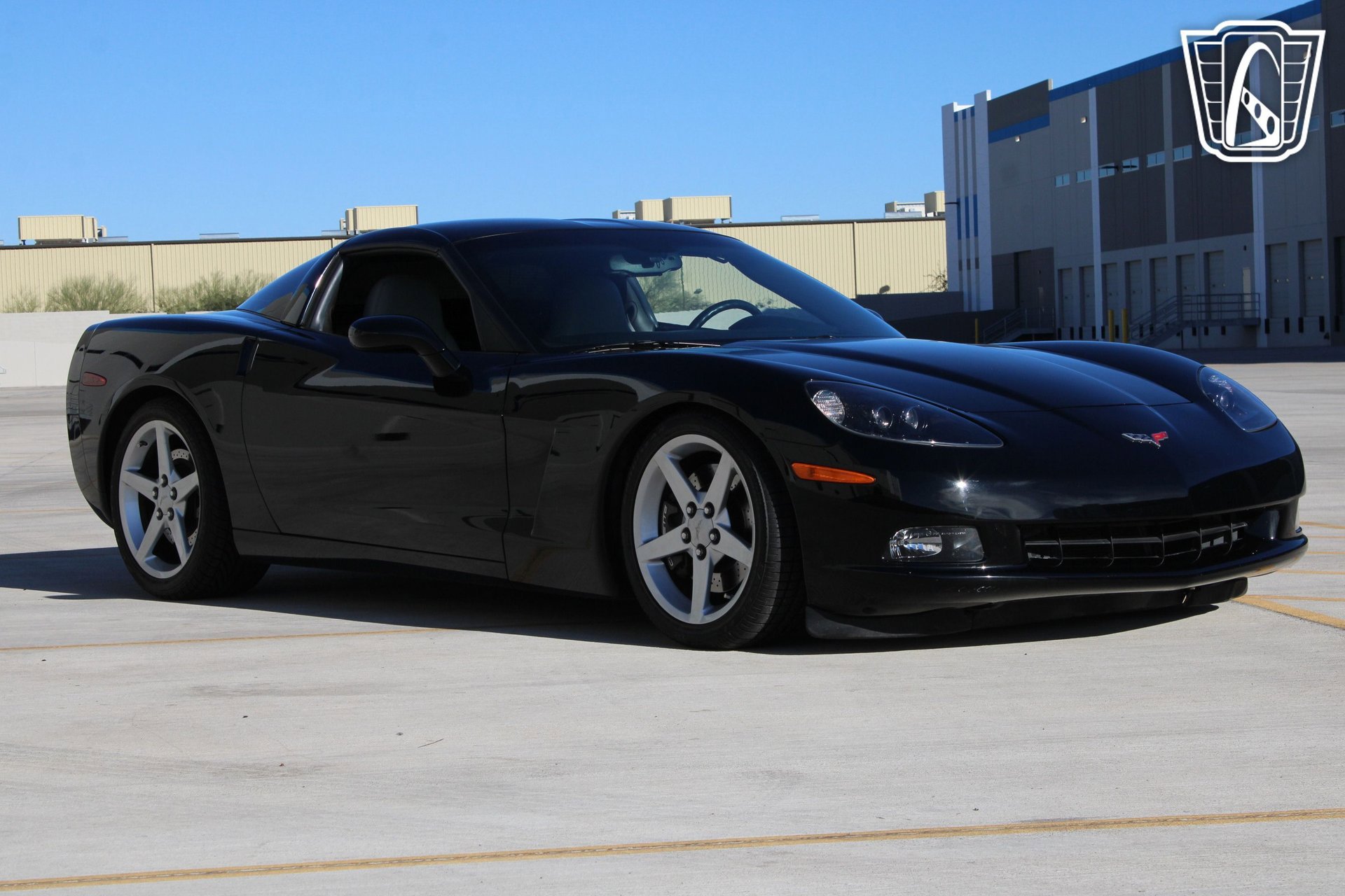 Used 2005 Chevrolet Corvette Coupe w/ Preferred Equipment Group RWD image 3