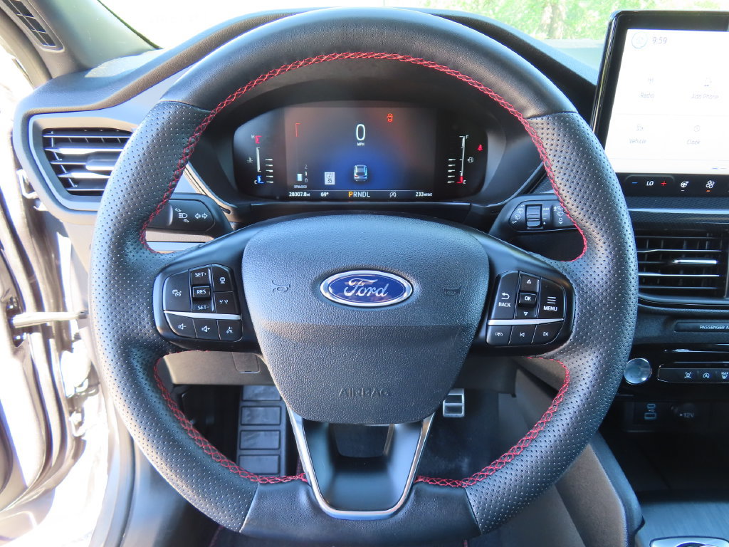 Used 2023 Ford Escape ST-Line w/ Tech Pack #1 AWD/4WD image 14
