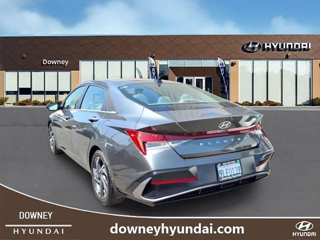 Certified 2024 Hyundai Elantra SEL w/ Convenience Package FWD image 6
