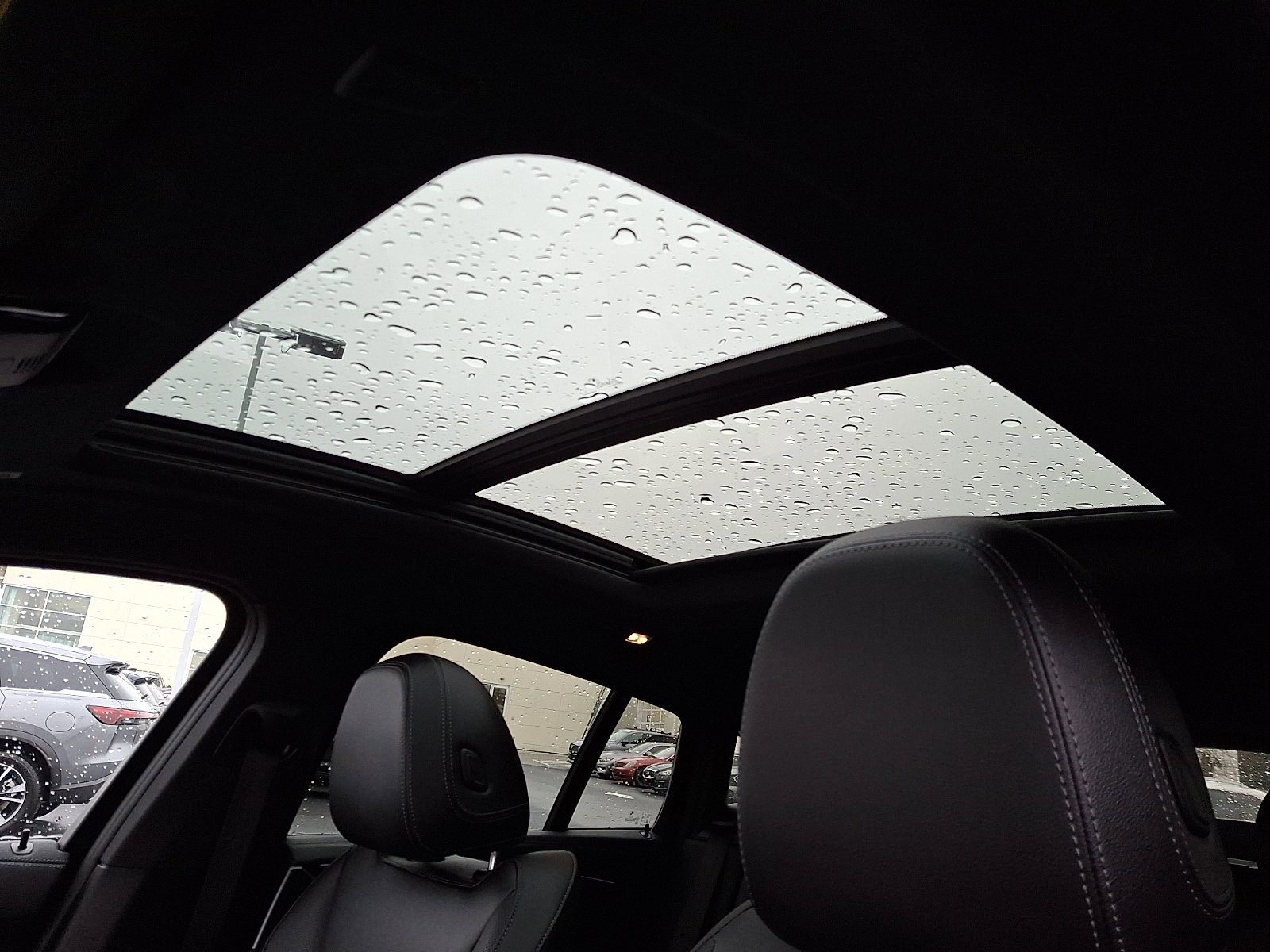 Used 2024 BMW X4 M40i w/ Premium Package image 14