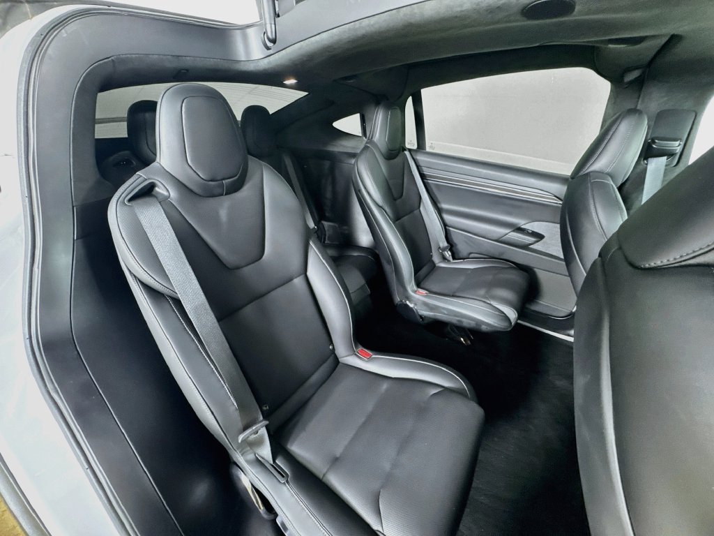 Used 2025 Tesla Model X Plaid AWD/4WD image 25
