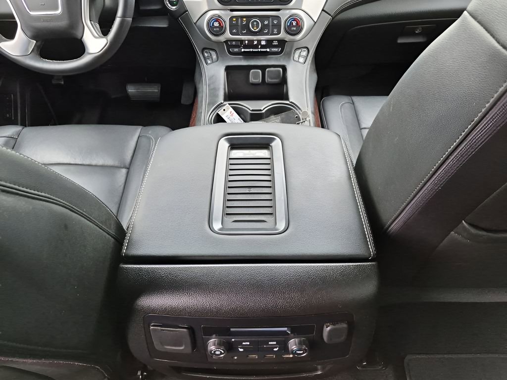 Used 2017 GMC Yukon XL SLT w/ Open Road Package image 22