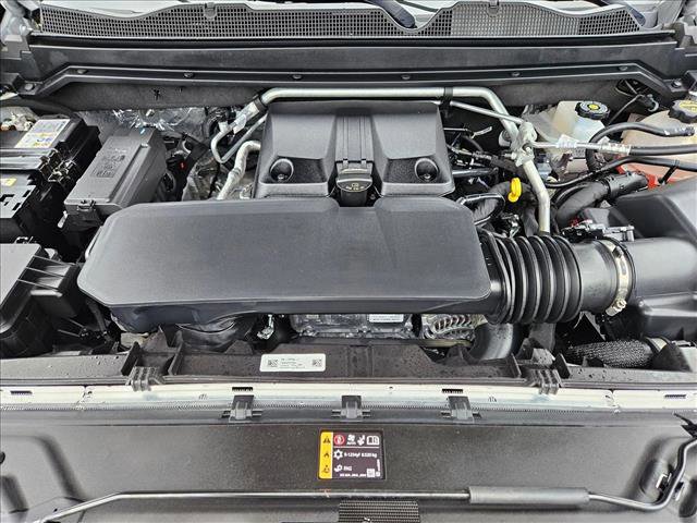 Used 2025 Chevrolet Colorado ZR2 w/ Technology Package image 24