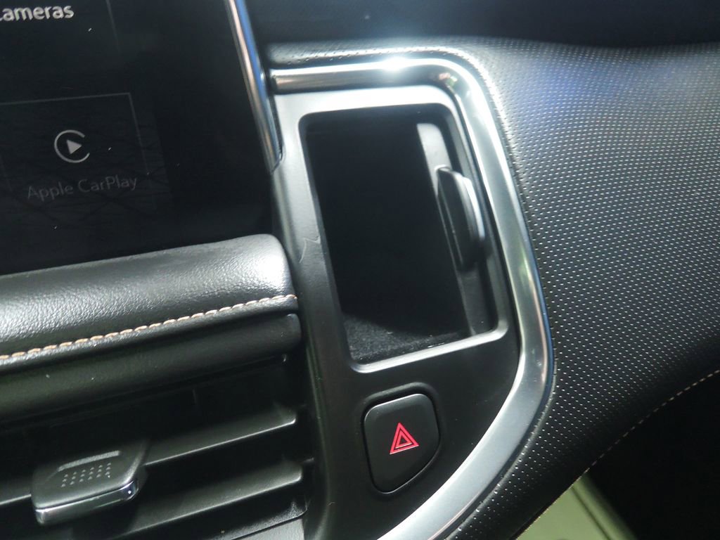 Used 2024 GMC Yukon AT4 w/ AT4 Premium Plus Package image 23