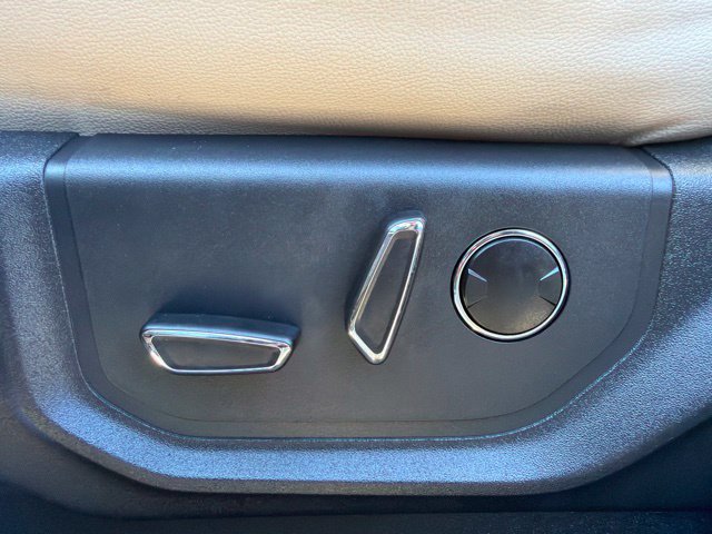 Used 2024 Ford Expedition Limited AWD/4WD image 31