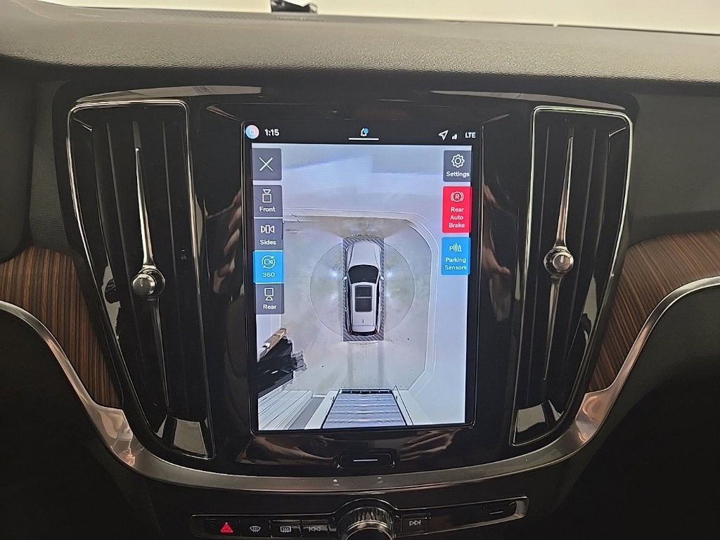 New 2026 Volvo V60 B5 Cross Country Plus w/ Climate Package image 18