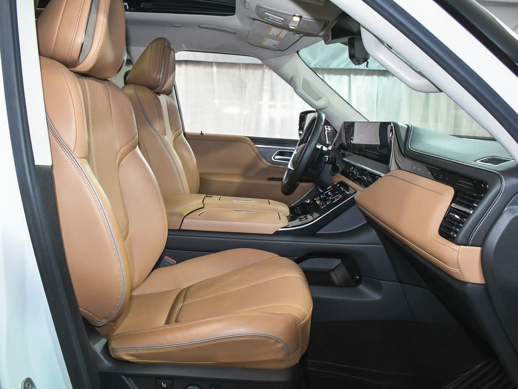 Used 2025 INFINITI QX80 Sensory image 66