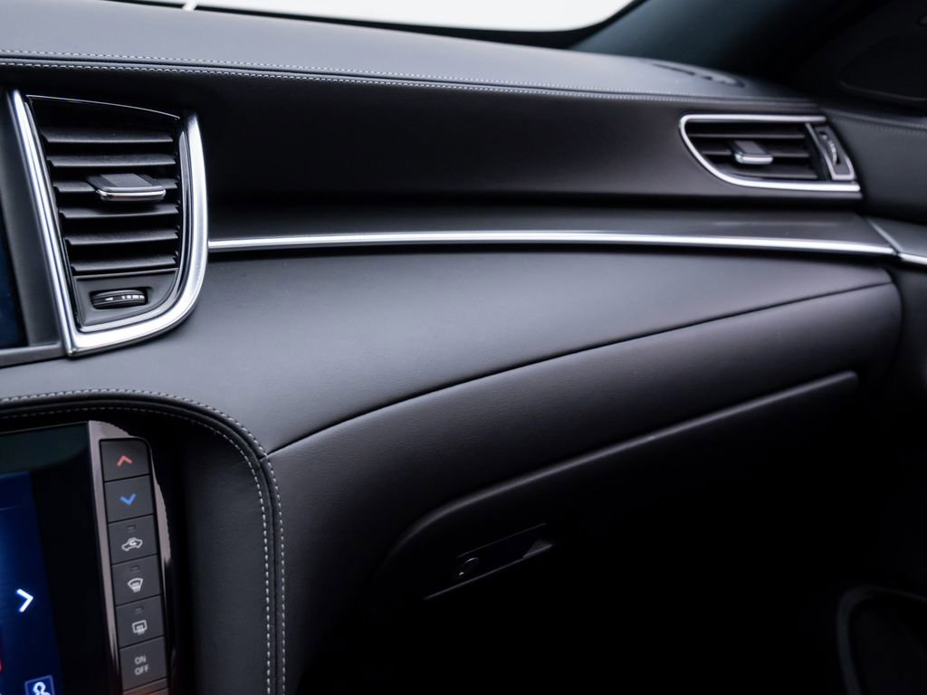 Used 2025 INFINITI QX55 Luxe w/ Cargo Package image 29