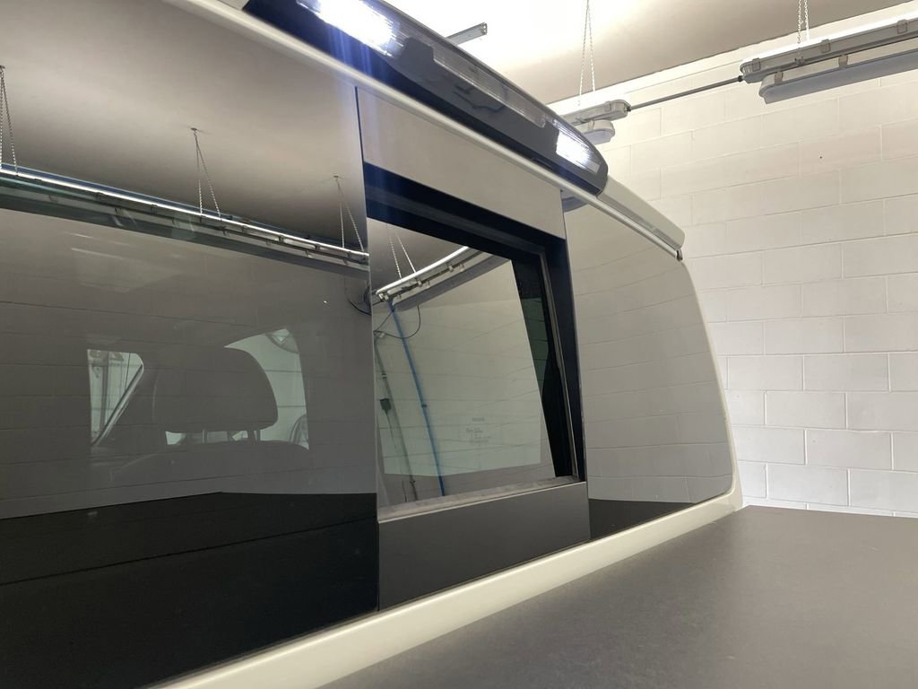 Used 2021 Nissan Titan PRO-4X w/ Pro-4x Convenience Package AWD/4WD image 32