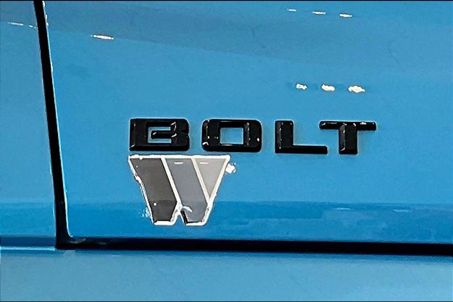 New 2027 Chevrolet Bolt RS w/ Technology Package FWD image 8