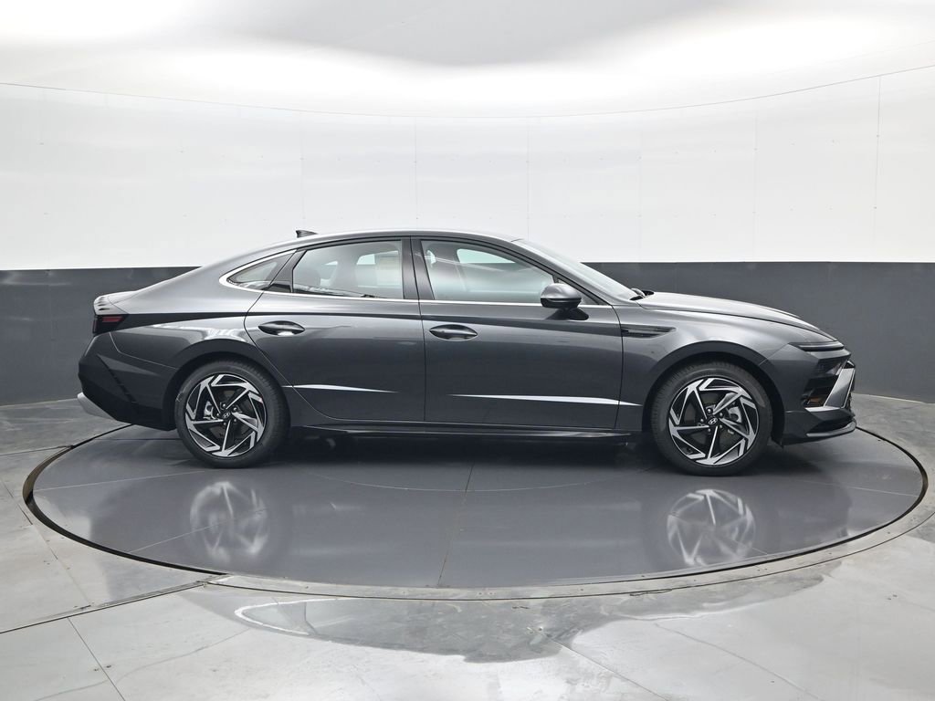 New 2026 Hyundai Sonata SEL image 4