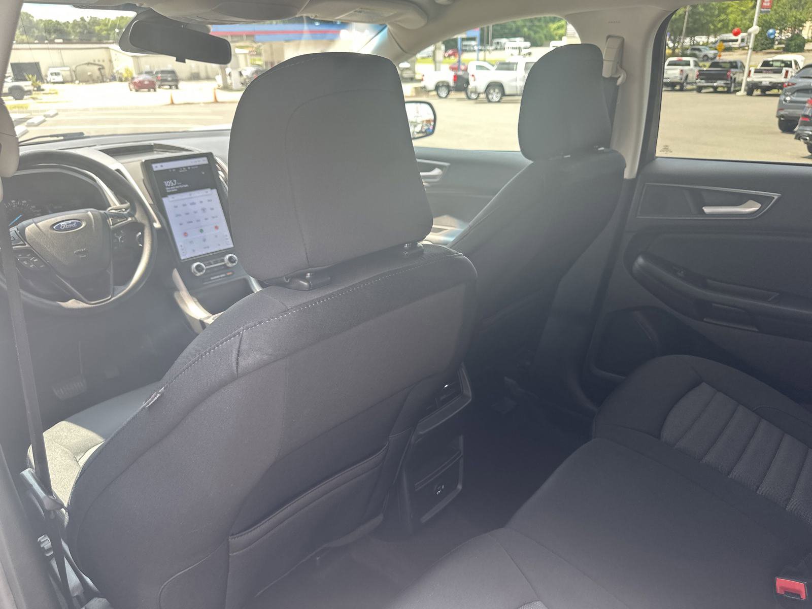 Used 2022 Ford Edge SE image 20