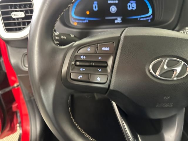 Certified 2023 Hyundai Venue Limited image 15
