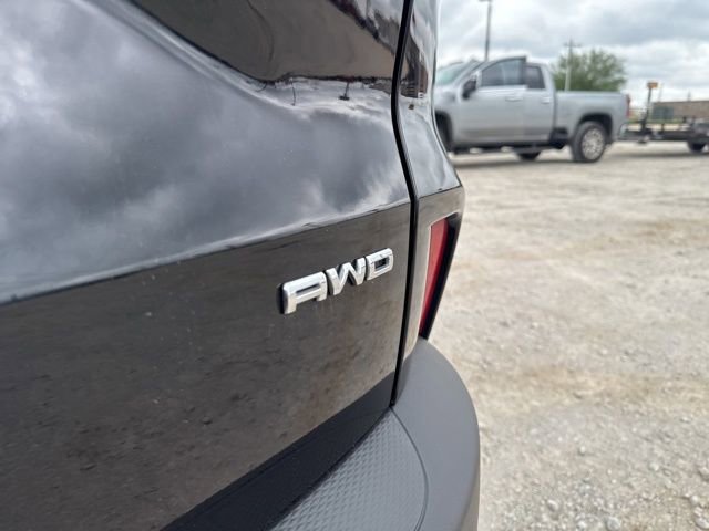 Used 2025 Ford Escape Active AWD/4WD image 9