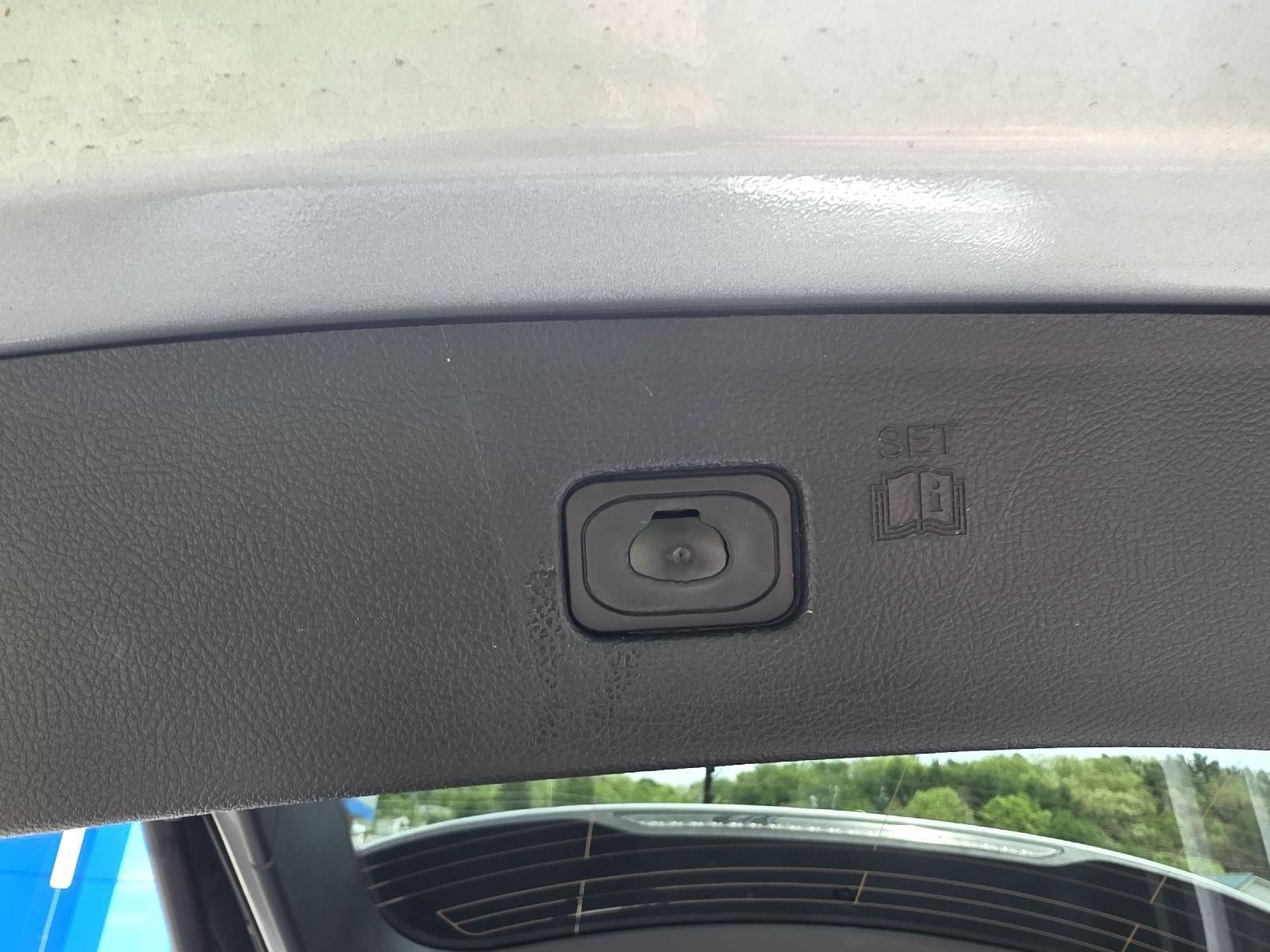 Used 2024 Ford Edge Titanium AWD/4WD image 23