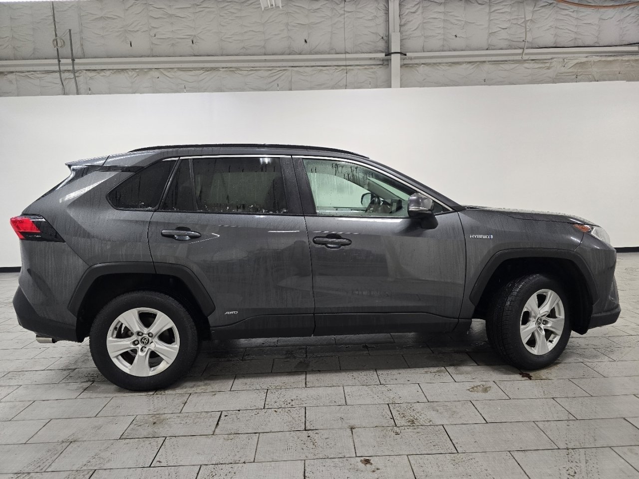 Used 2021 Toyota RAV4 XLE image 15