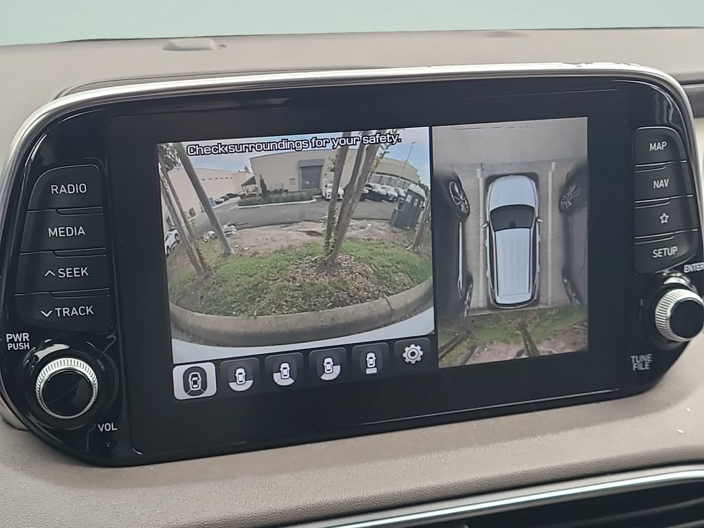 Used 2019 Hyundai Santa Fe FWD image 16