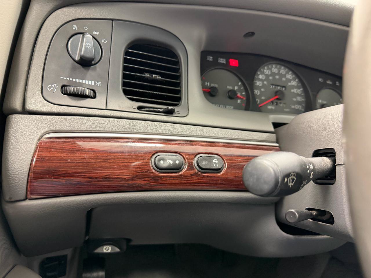 Used 2003 Mercury Grand Marquis LS RWD image 22